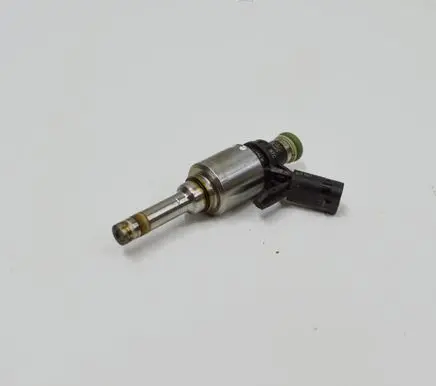 Audi A4 S4 B9 8W Fuel injector 06G906036R