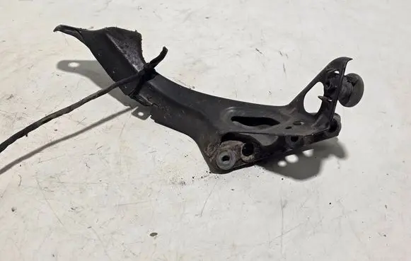 Audi A6 S6 C7 4G Fender mounting bracket 4G0805815 4G0821135A