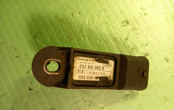 Renault Espace - Grand espace IV Air pressure sensor 8200168253
