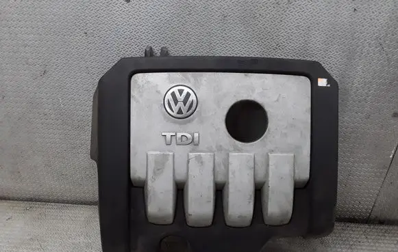 Volkswagen Touran I Engine cover (trim) 03G103925BG