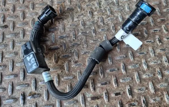 BMW 3 G20 G21 Fuel line/pipe/hose 8579955 8476467