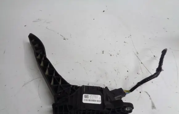 Ford Fiesta Accelerator throttle pedal H1BC9F836AC 6PV01255003