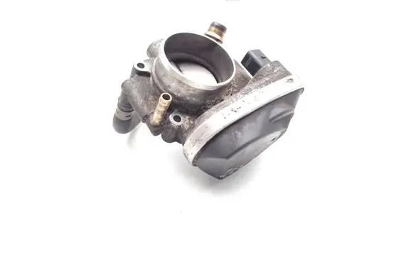 Opel Astra H Electric throttle body valve 55562380 A2C53192017