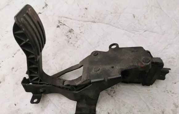 Citroen Jumpy Accelerator throttle pedal 1400838680 05012007 6PV00908309