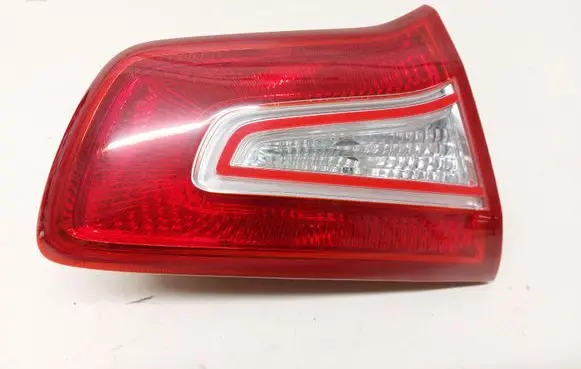 KIA Sportage Tailgate rear/tail lights 924053W0