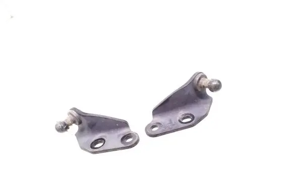 Mazda 6 Shock absorber/damper mounting bracket 
