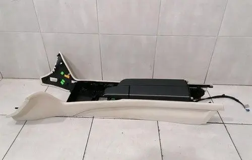 Mercedes-Benz SL R231 Center console A2316804701