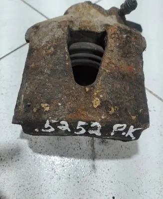 Skoda Yeti (5L) Front brake caliper Nocode