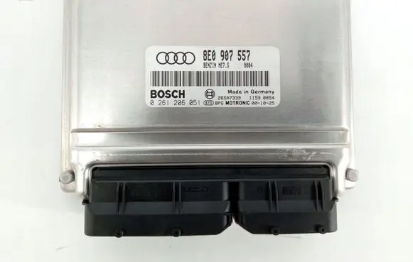 Audi A4 S4 B6 8E 8H Engine control unit/module 8E0907557