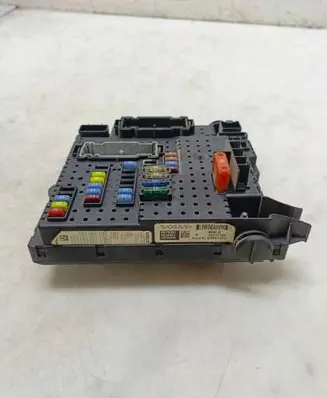 Volvo S80 Fuse module 8676391 00005159087 12217799