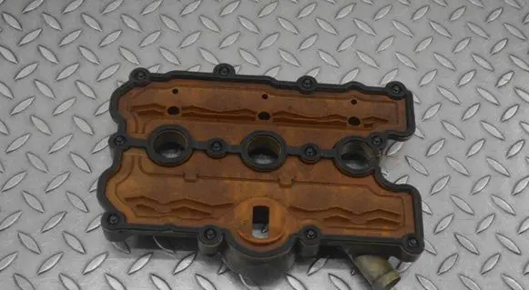 Audi A5 8T 8F Rocker cam cover 06E103471P