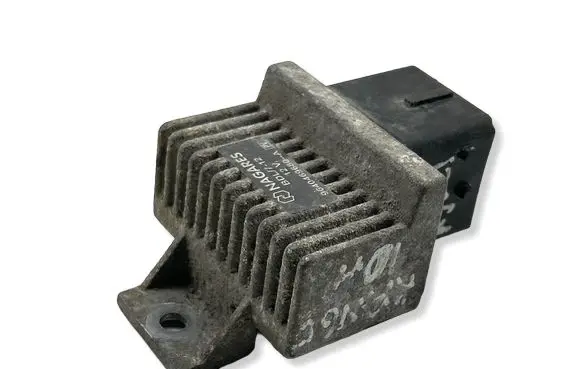 Renault Kangoo II Glow plug pre-heat relay 9640469680A