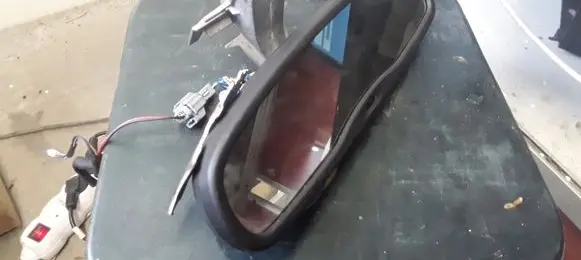 Nissan Qashqai Rear view mirror (interior) 96321J01A