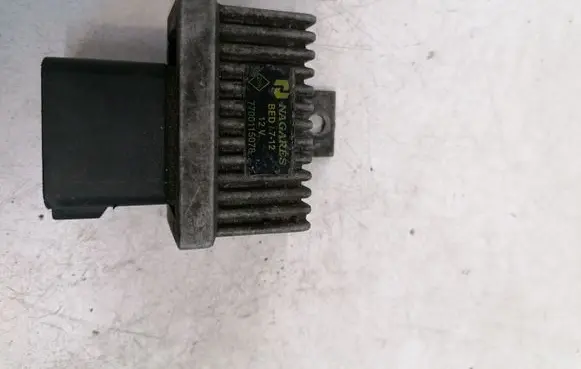 Renault Espace - Grand espace IV Glow plug pre-heat relay 7700115078