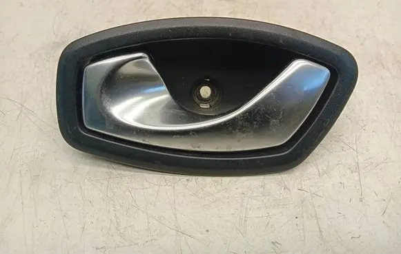Renault Megane III Front door interior handle 826730001R