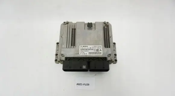 Peugeot 5008 Engine control unit/module ECU 9813283980