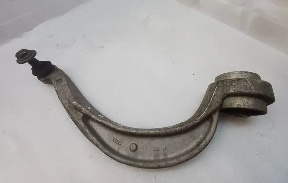 Audi A5 8T 8F Front lower control arm/wishbone 8K0407695H