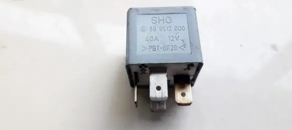 Volkswagen PASSAT B5 Other relay 443951253K