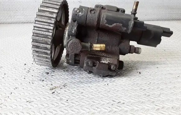 Peugeot Partner Fuel injection high pressure pump