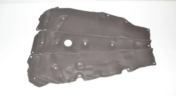Engine bonnet/hood sound/heat insulation