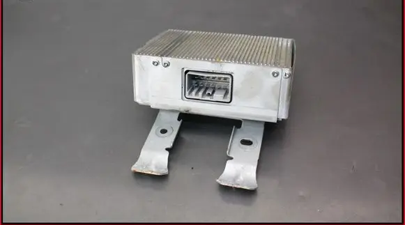 Ford Fusion II Voltage converter inverter DS7T19G317AC