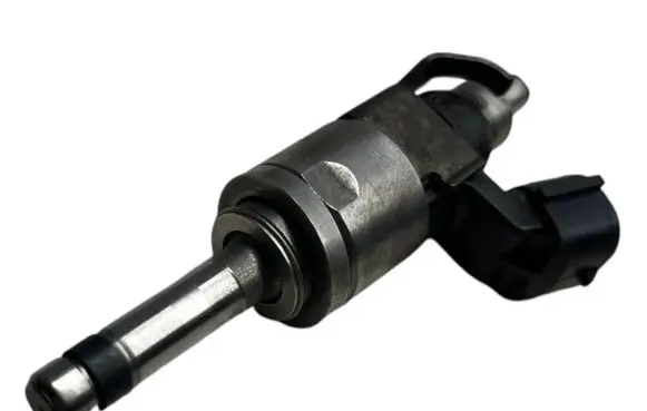 Mazda CX-5 II Fuel injector
