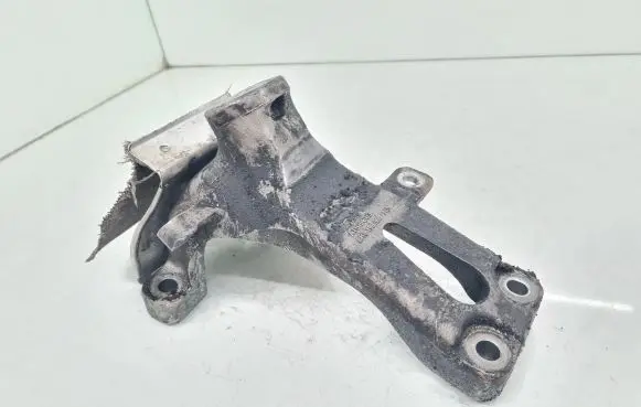 Audi Q5 SQ5 Engine mounting bracket 8K0199308AQ