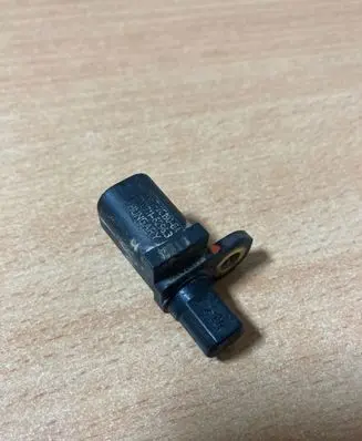 Ford Focus ABS rear brake sensor BV6T2C190GA 10071162963