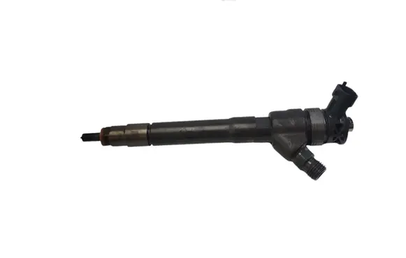 Nissan Qashqai Fuel injector 0445110414