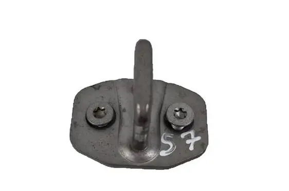 BMW i3 Rear door lock loop/hook striker 7266711