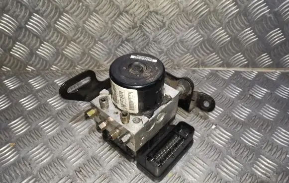 Jeep Grand Cherokee (WK) ABS Pump P52124493AB 52124493AB 25092643983