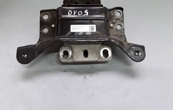 Volkswagen Golf VII Engine mount bracket 5Q0199555R AVP172410D1