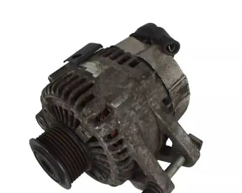 KIA Sorento Generator/alternator 373004A300