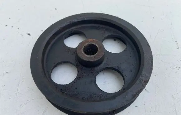Toyota Avensis Verso Power steering pump pulley 