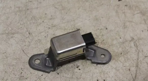 Subaru Impreza II Airbag deployment crash/impact sensor 98235FE110
