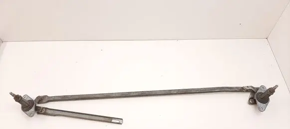 Mercedes-Benz COMPAKT W115 Front wiper linkage 