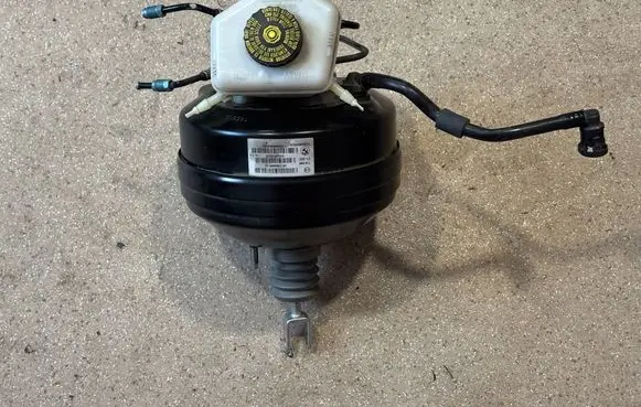 BMW M4 F82 F83 Brake booster 2284899