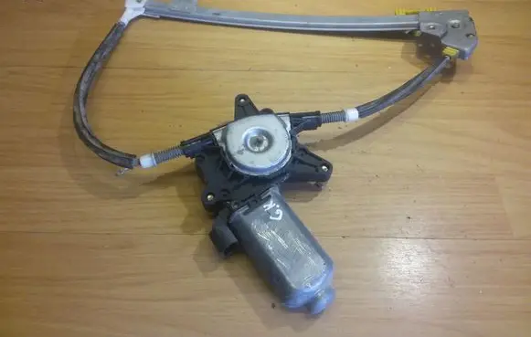 Renault Megane I Rear door window regulator with motor 112206