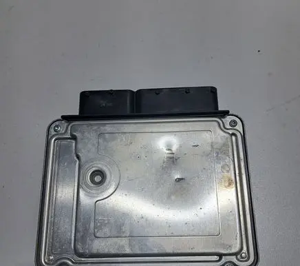 Volkswagen Golf Plus Engine control unit/module 03G906021KQ 1039S17174 0281013233