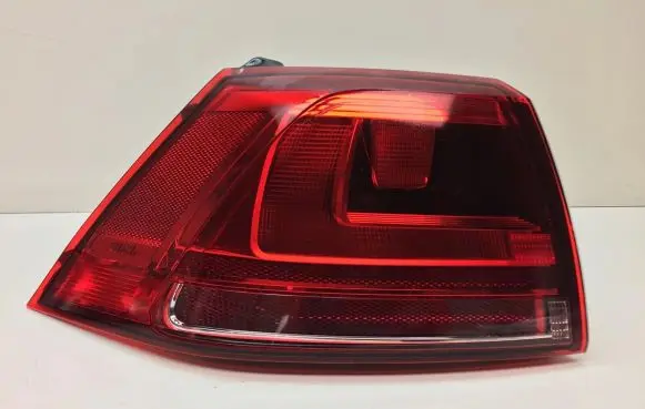 Volkswagen Golf VII Rear/tail lights 5GM945095B