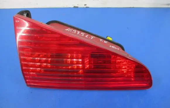 Peugeot 607 Rear/tail lights