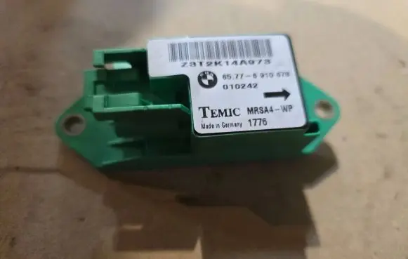 BMW 5 E39 Airbag deployment crash/impact sensor 65776910678 010242