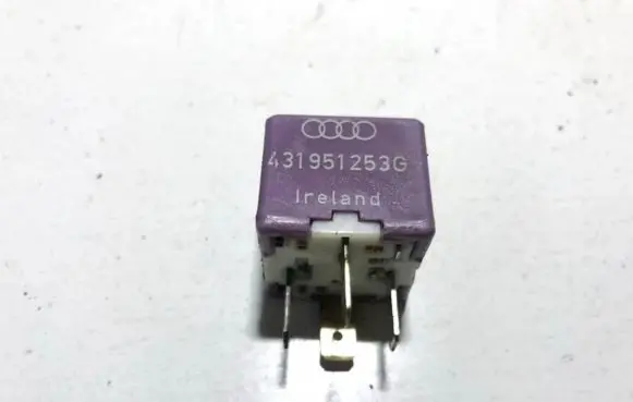 Volkswagen PASSAT B5 Other relay 899516 381
