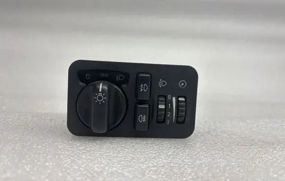 Light switch