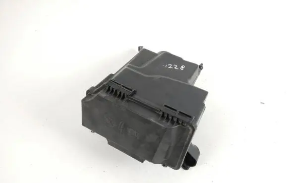Mercedes-Benz E W213 Fuse box set A2135400024