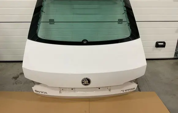 Skoda Superb B8 (3V) Tailgate/trunk/boot lid