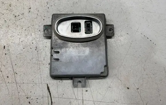 Volvo V70 Xenon control unit/module 6948180 6261110499