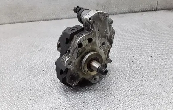 Renault Laguna II Fuel injection high pressure pump 0445010031 8200055072