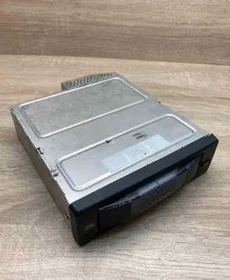 CD/DVD changer