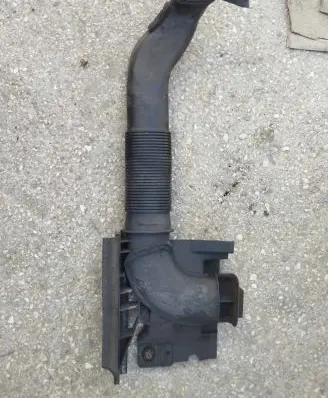 Ford Mondeo MK IV Air intake duct part AG919F635AD 1061976501